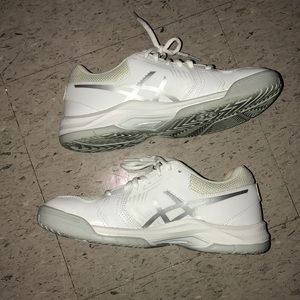 White ASICS tennis shoes
